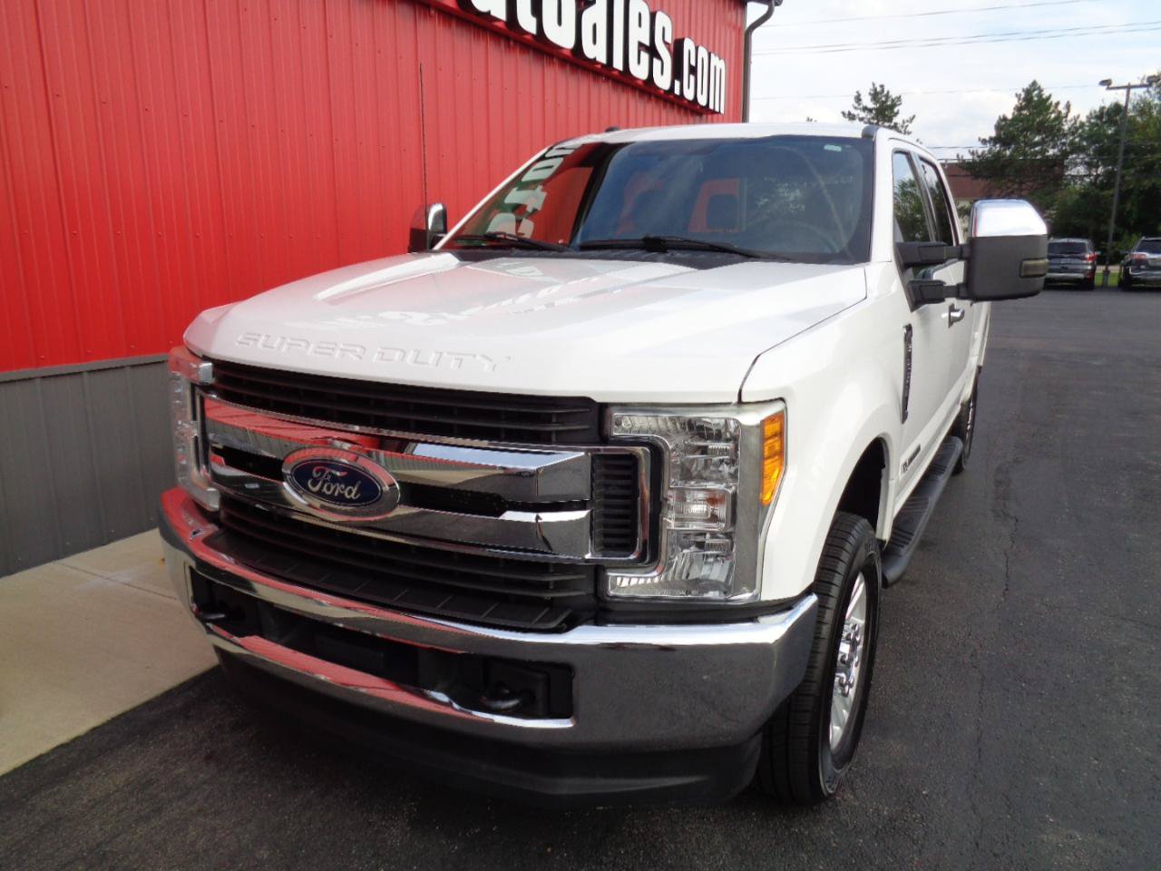 Used 2017 Ford F250 XLT AWD/4WD image 1