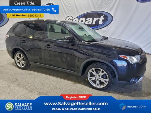 Used 2015 Mitsubishi Outlander SE image 5