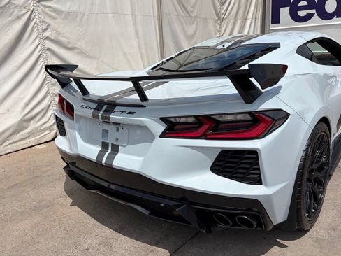 Used 2021 Chevrolet Corvette Stingray Preferred Cpe w/ Z51 Performance Package RWD image 4
