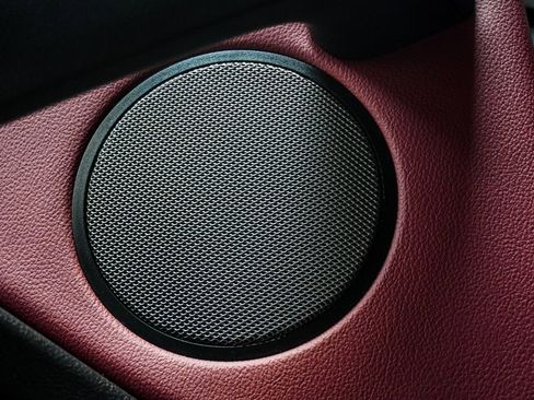 Used 2023 BMW X4 xDrive30i w/ M Sport Package image 10