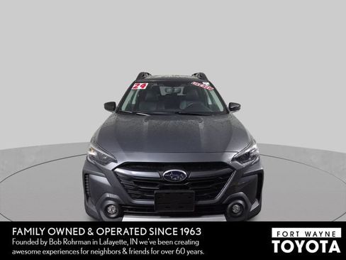 Used 2024 Subaru Outback Limited XT AWD/4WD image 3