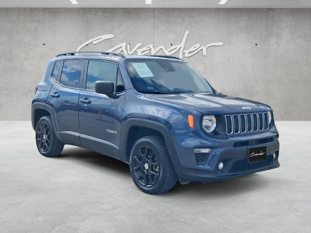 Used 2022 Jeep Renegade Latitude AWD/4WD image 2