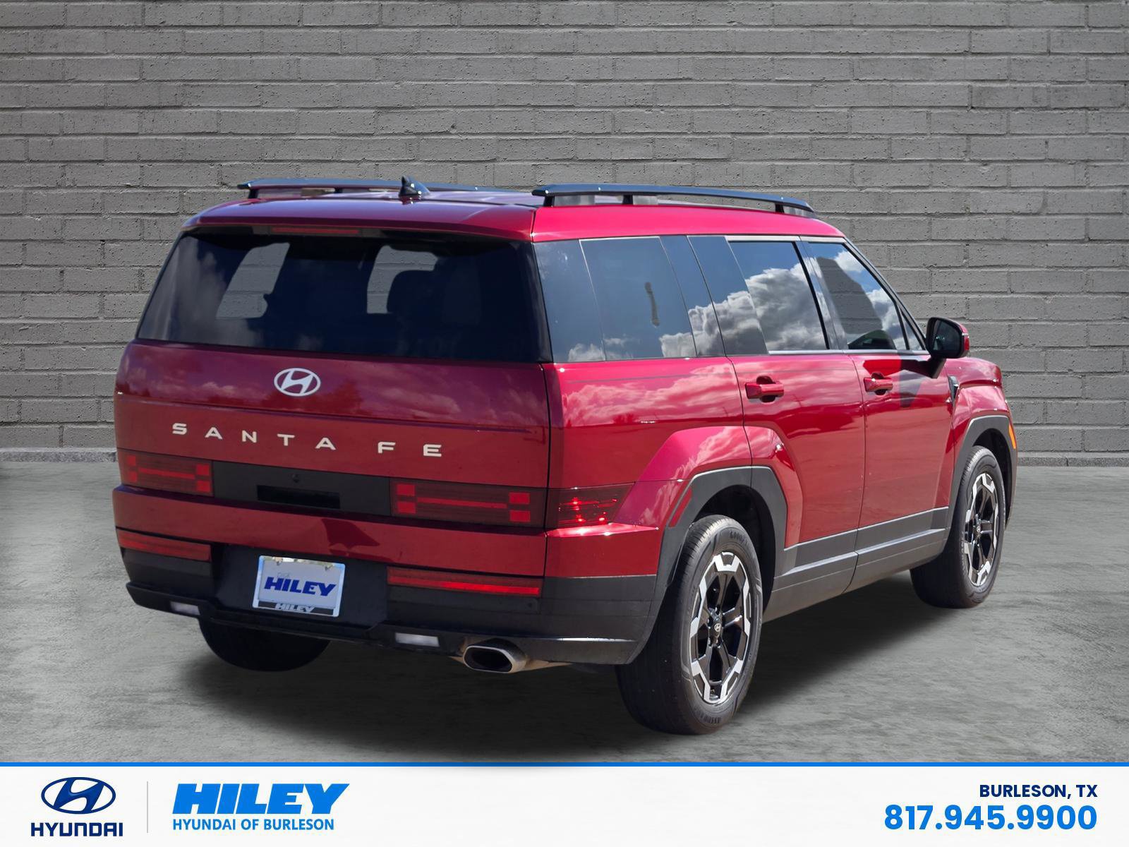 Certified 2025 Hyundai Santa Fe SEL FWD image 4