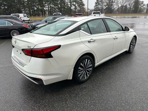 Used 2023 Nissan Altima 2.5 SV image 7