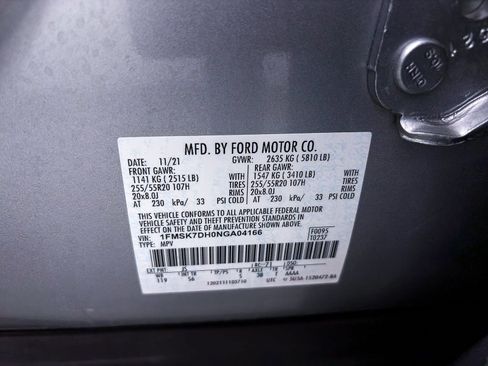 Used 2022 Ford Explorer XLT w/ Equipment Group 202A image 41