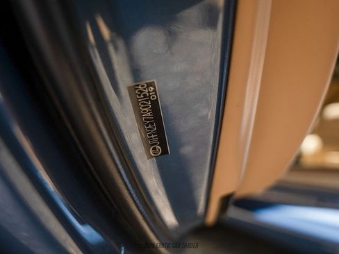 Used 2010 Lexus SC 430 Convertible RWD image 29