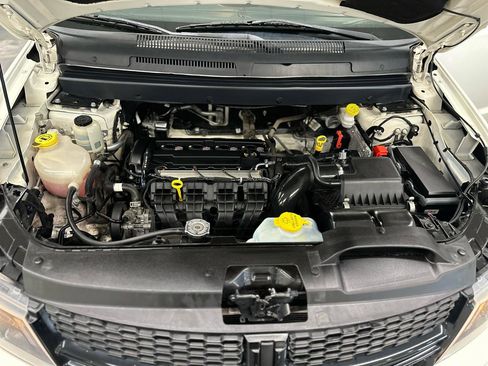 Used 2018 Dodge Journey SE w/ Connectivity Group image 29