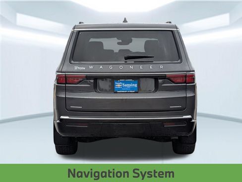 Used 2022 Jeep Wagoneer Series III AWD/4WD image 5
