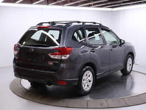 Used 2021 Subaru Forester image 7