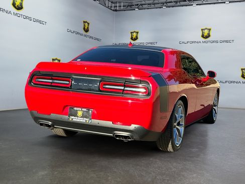 Used 2019 Dodge Challenger GT w/ Plus Package image 5
