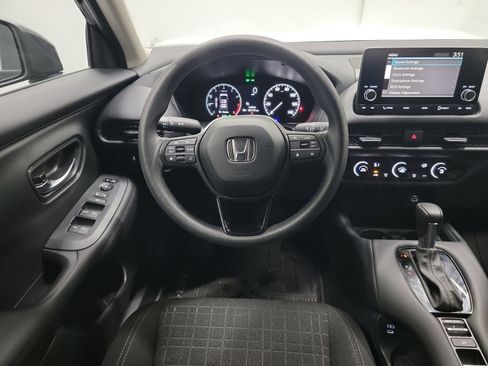Certified 2025 Honda HR-V LX image 16