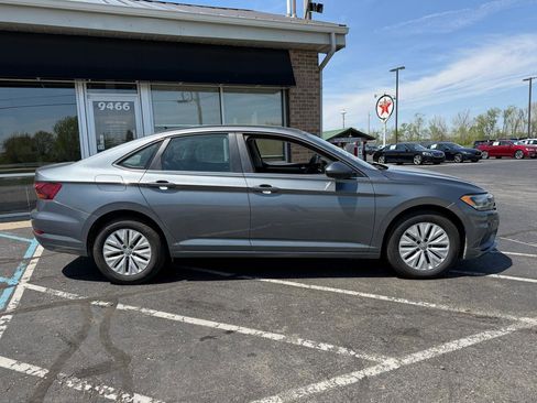 Used 2019 Volkswagen Jetta S w/ Driver Assistance Package FWD image 4