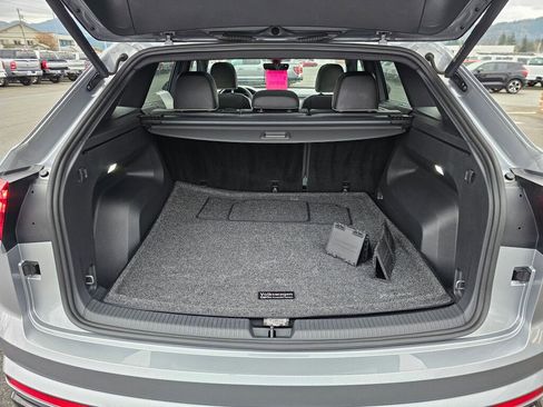 Used 2024 Volkswagen Atlas Cross Sport SEL Premium R-Line image 9