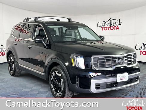 Used 2025 Kia Telluride S AWD/4WD image 1