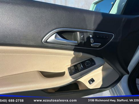 Used 2019 Mercedes-Benz CLA 250 4MATIC image 16