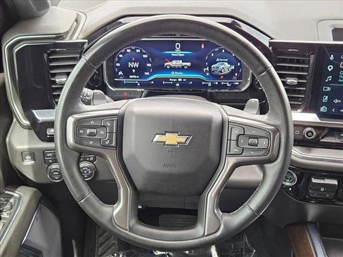 Used 2023 Chevrolet Silverado 1500 High Country w/ High Country Premium Package AWD/4WD image 14