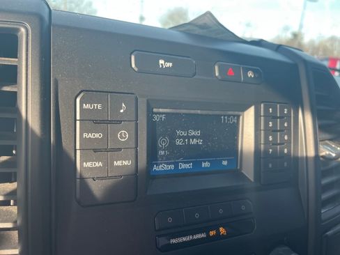 Used 2019 Ford F150 XL w/ Trailer Tow Package image 15