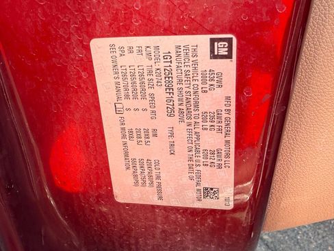 Used 2014 GMC Sierra 2500 Denali w/ Suspension Package, Off-Road image 7