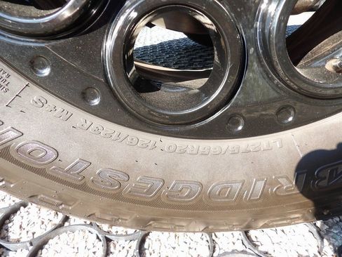 Used 2024 Ford F250 Lariat w/ Lariat Ultimate Package image 24