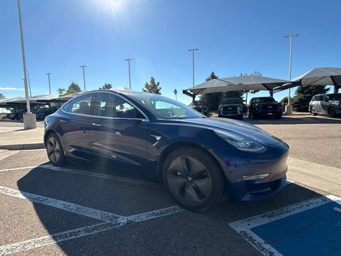Used 2018 Tesla Model 3 AWD/4WD image 3
