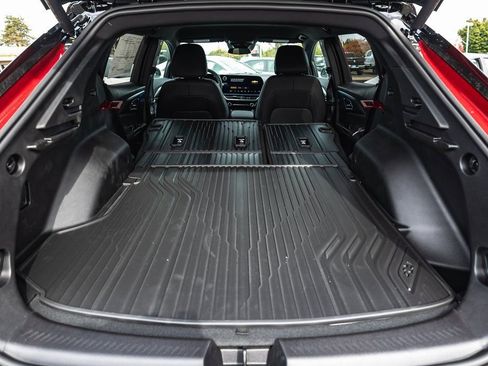 New 2026 Chevrolet Equinox EV LT image 23