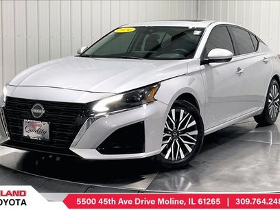 Used 2024 Nissan Altima 2.5 SV w/ SV Premium Package