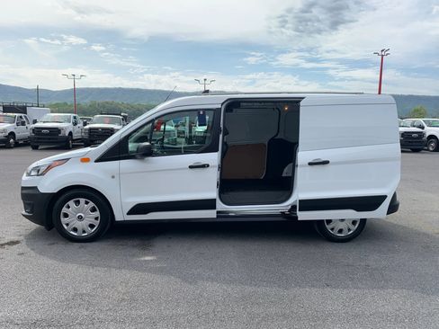 Used 2021 Ford Transit Connect XL image 22