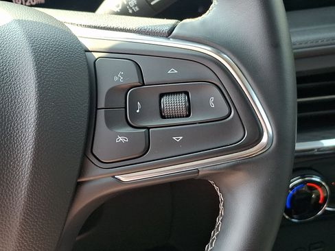 Used 2025 Buick Encore GX Preferred FWD image 21