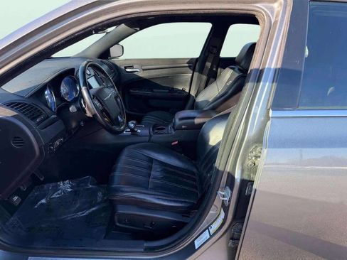 Used 2012 Chrysler 300 S w/ Luxury Group image 10