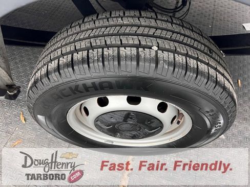 Used 2017 Ford Transit 250 Base image 22