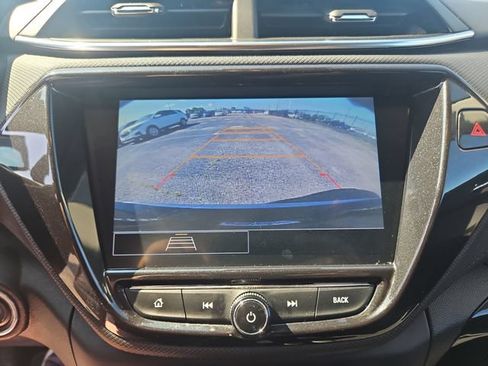 Used 2023 Chevrolet TrailBlazer LT w/ Convenience Package FWD image 21