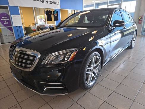 Used 2020 Mercedes-Benz S 560 4MATIC Sedan image 4