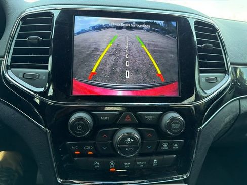 Used 2020 Jeep Grand Cherokee Trailhawk AWD/4WD image 15