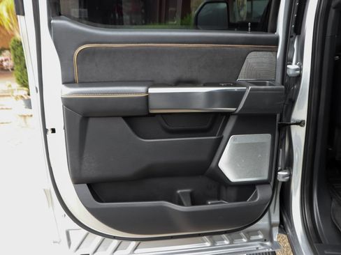 Used 2024 Ford F250 Platinum AWD/4WD image 37