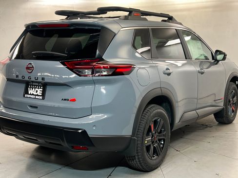 New 2026 Nissan Rogue SV AWD/4WD image 5