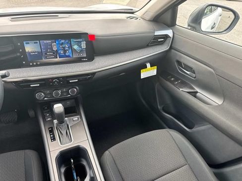 New 2026 Nissan Kicks S FWD image 17