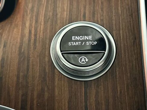 Certified 2024 Mercedes-Benz C 300 Sedan image 28