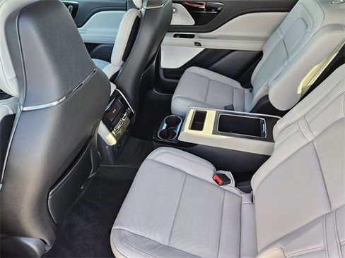 New 2026 Lincoln Aviator Reserve image 28