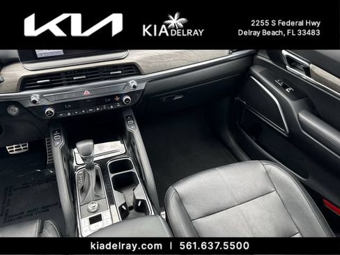 Certified 2021 Kia Telluride SX w/ Towing Package FWD image 14