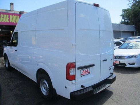 Used 2016 Nissan NV 2500 S image 5