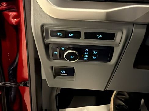 Used 2022 Ford F150 XLT w/ Equipment Group 302A High image 31