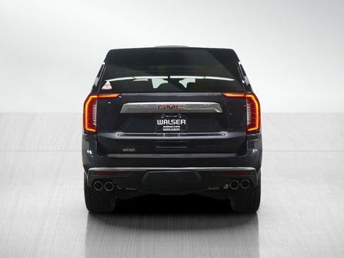 Used 2023 GMC Yukon Denali image 4