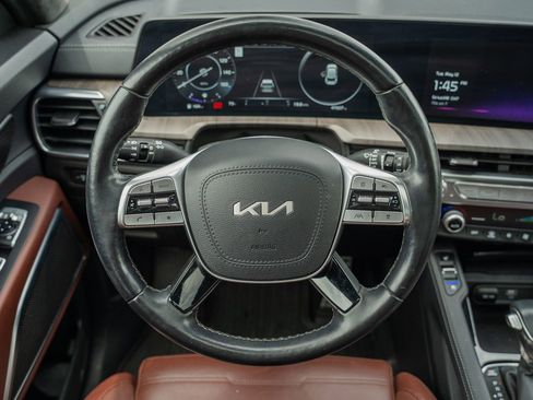 Used 2024 Kia Telluride SX Prestige w/ Towing Package AWD/4WD image 28