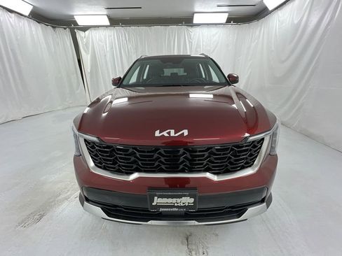 Used 2025 Kia Sorento S AWD/4WD image 40