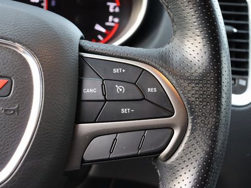 Used 2020 Dodge Durango SXT image 36