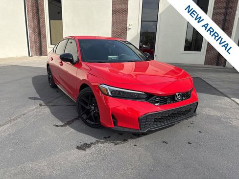 Used 2025 Honda Civic Sport image 1