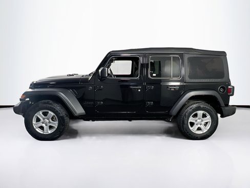 Used 2022 Jeep Wrangler Unlimited Sport AWD/4WD image 8
