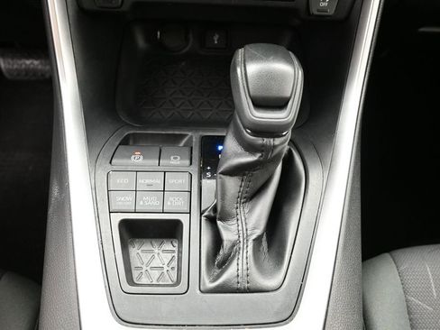 Used 2020 Toyota RAV4 XLE w/ All Weather Liner Package AWD/4WD image 27