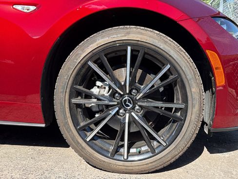 Used 2024 MAZDA MX-5 Miata Grand Touring RWD image 23