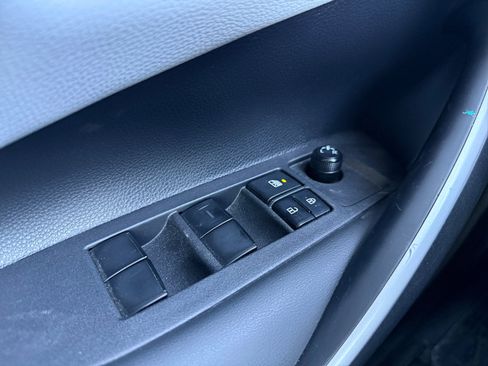 Used 2025 Toyota Corolla SE FWD image 20
